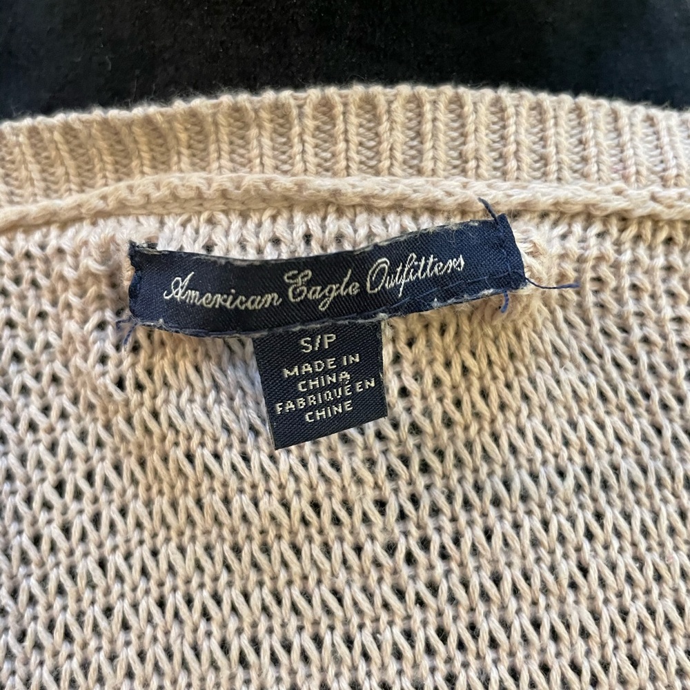 AE Taupe Ruffle Sweater 💗 - Picture 3 of 5